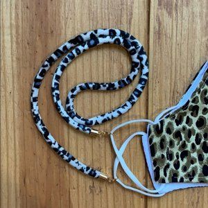 Mask chain, mask holder, mask lanyard.